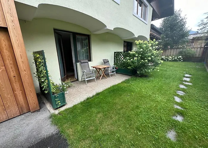 1 Gartenwohnung Appartamento